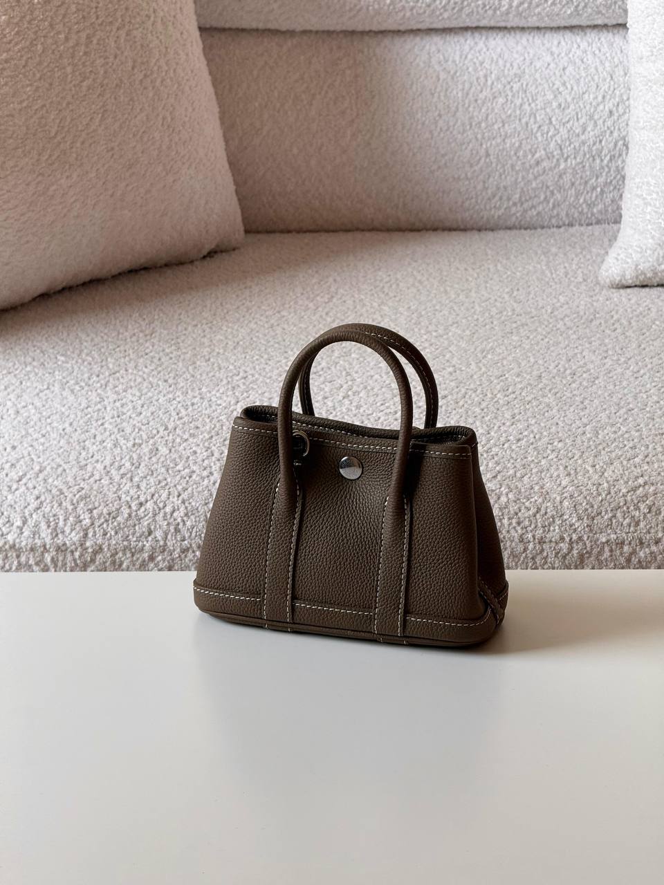Hermes garden party 
💕master quality😍with box❤️
18 CM 340 dhs🪙🌨️
24 Cm 340 dhs🪙🌨️
30 CM 380 dhs🪙🌨️

Zain52
♥️♥️♥️