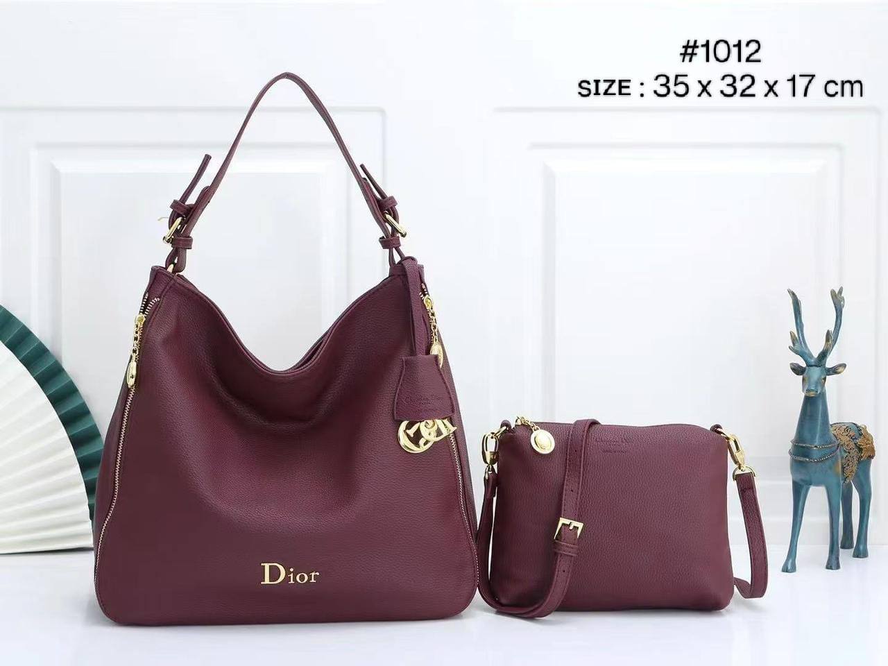 CHRISTIAN DIOR
HOBO TOTEBAG 2n1
ᴡɪᴛʜ sʟɪɴɢ ᴘᴏᴜᴄʜ
ʟᴇᴀᴛʜᴇʀ ᴍᴀᴛᴇʀɪᴀʟ
ɢᴏʟᴅ ʜᴀʀᴅᴡᴀʀᴇ
sɪᴢᴇ : 35 cm

110 dhs✅

Zain31
♥️♥️♥️