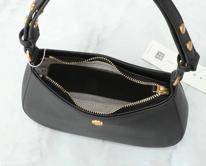 TORY BURCH 
NEW CAME 
GOOD QUALITY 
WITH BOX 
95 dhs✅

Zain295
♥️♥️♥️