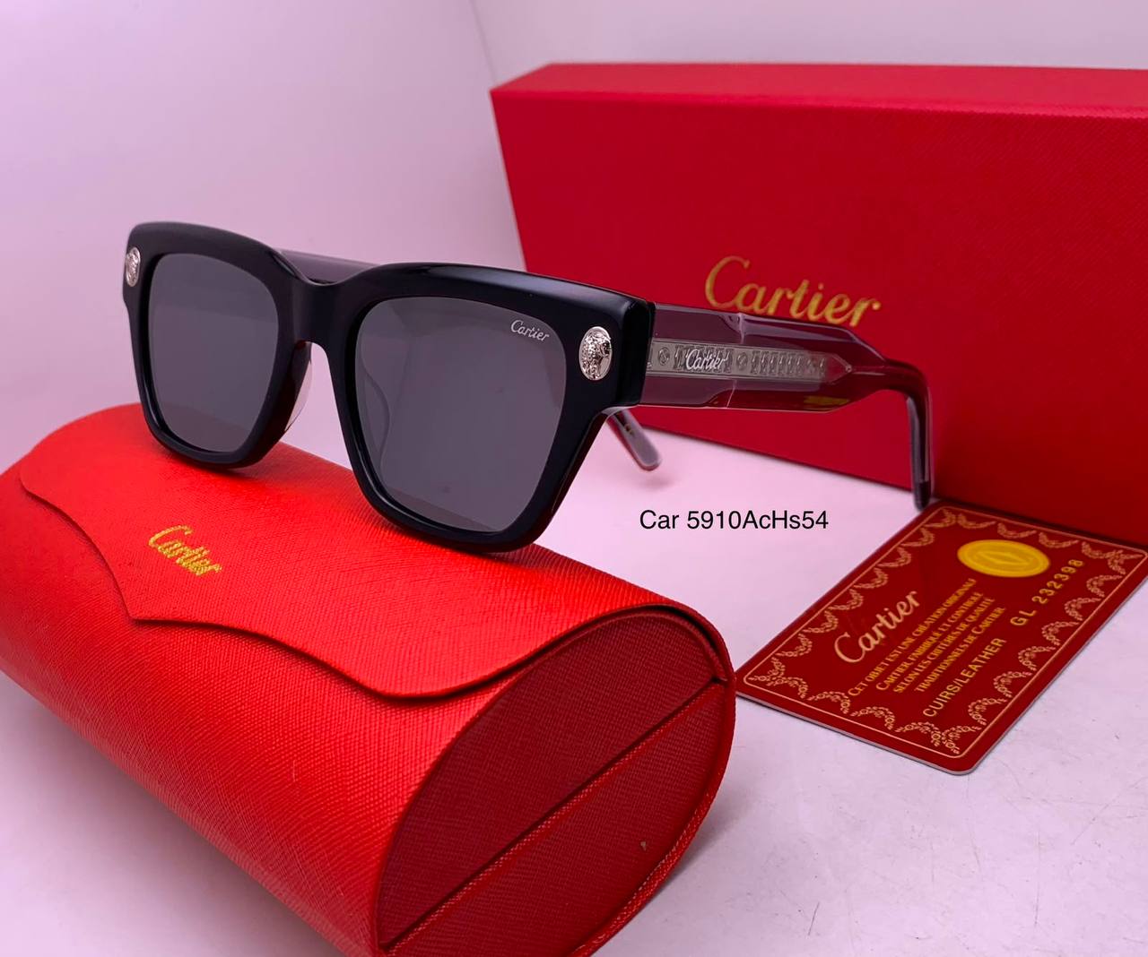 Ladies sunglasses 

super master quality 

160 dhs🇦🇪

Zain126
♥️♥️♥️