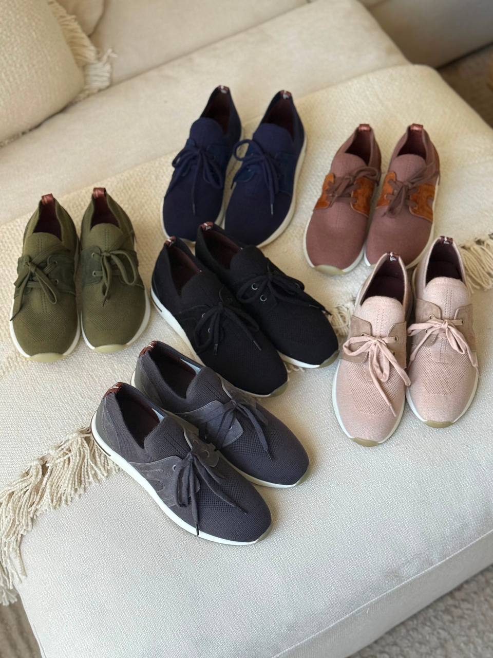 Loro Piana
Super Master
Size 36 to 41
450 dhs💛

Zain288
♥️♥️♥️