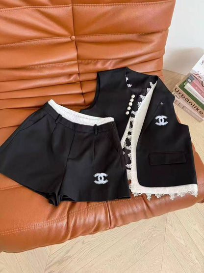 *New collections*                                                
CHANEL
*Super Master quality*
*Sizes: S M L XL* 
450 dhs✅

Zain308
♥️♥️♥️