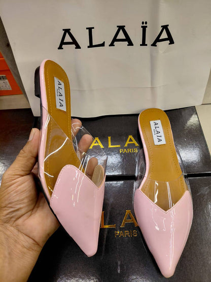 ALAIA  Slipper, 
High Quality 
New Arrived 

Size 36 To 41
105 dhs🇦🇪🇦🇪

Zain120
♥️♥️♥️