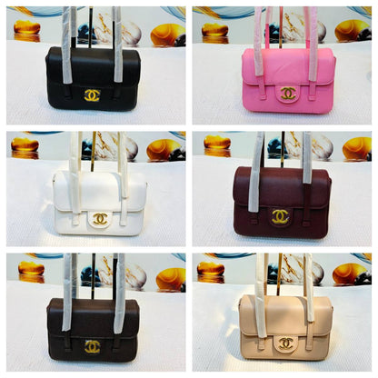 CHANEL

Best quality 
with box

115 dhs🇦🇪🇦🇪

size 23CM

Zain290
♥️♥️♥️