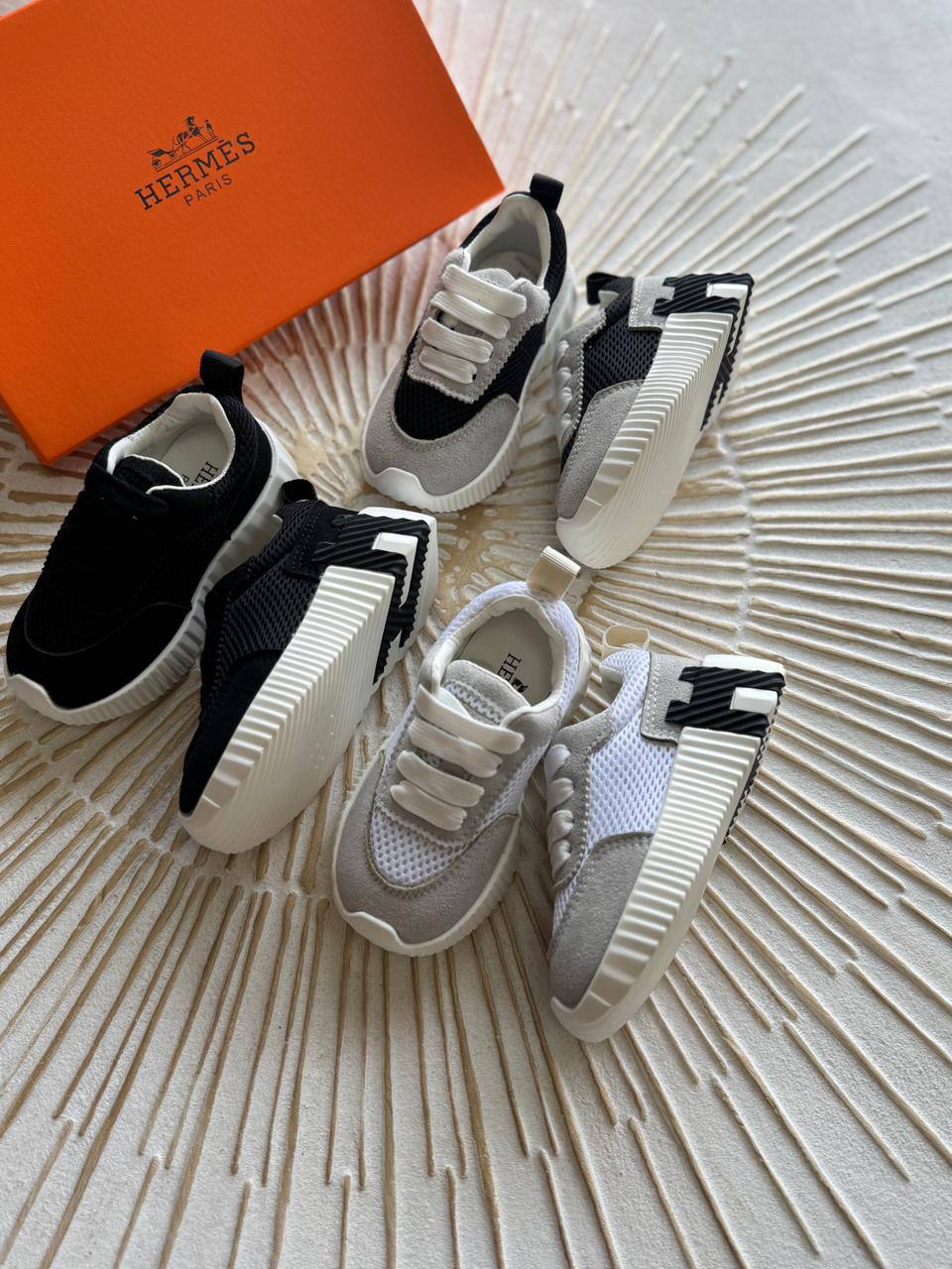 New collection{}
HERMES 
 Super master quality 😍
Size:21To 28
240 dhs🪙🖤

Zain261
♥️♥️♥️
