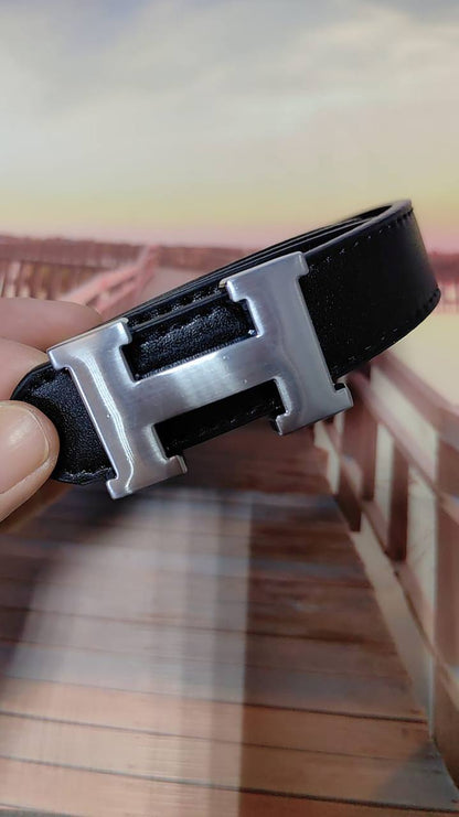 Belts

35 dhs💓

with box 
🎁🎁🎁

Zain232
♥️♥️♥️