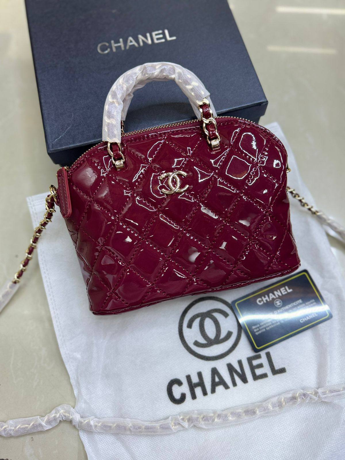 🌈 Chanel / Dior
1️⃣ First quality +🎁
Size : 20 ~ 18 cm


85 dhs🇦🇪🇦🇪🇦🇪

 with box 🎁

Zain115
♥️♥️♥️