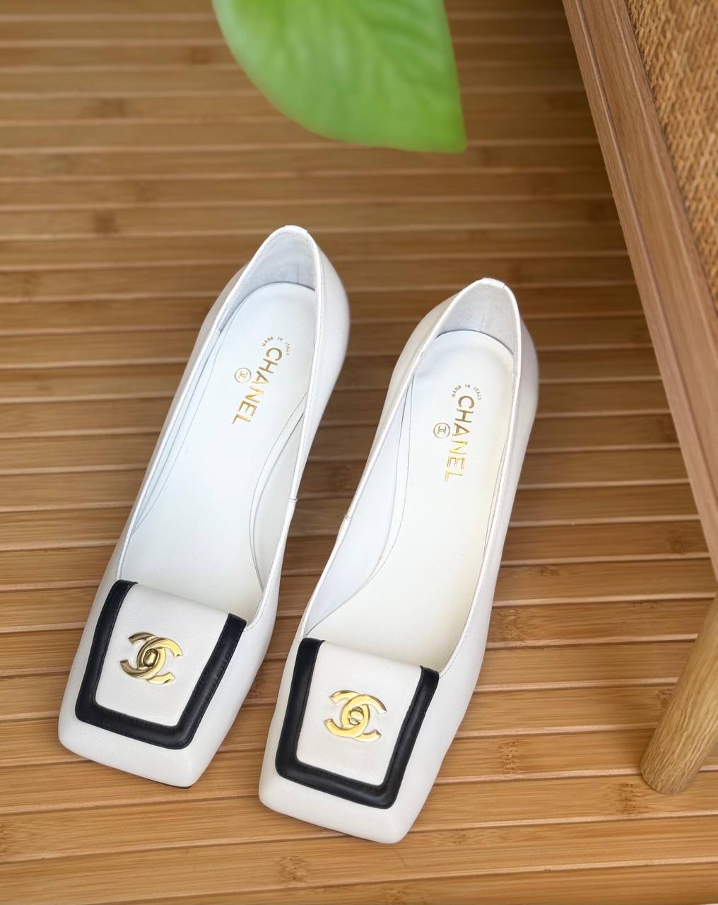 Chanel
Super Master
𝗦𝗶𝘇𝗲 𝟯𝟲 𝘁𝗼 𝟰𝟭 
450 dhs✅

Zain302
♥️♥️♥️