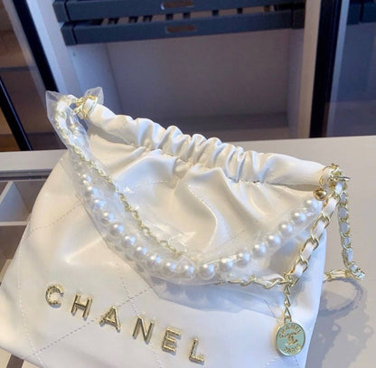 CHANEL 

NEW CAME 

GOOD QUALITY 

100 dhs🇦🇪🇦🇪🇦🇪

Zain295
♥️♥️♥️