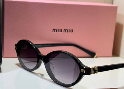 Miu Miu
MASTER QUALITY…....😍
190 dhs🪙🌨️
NEW COLLECTION ARRIVED 🌹🌹

Zain108
♥️♥️♥️