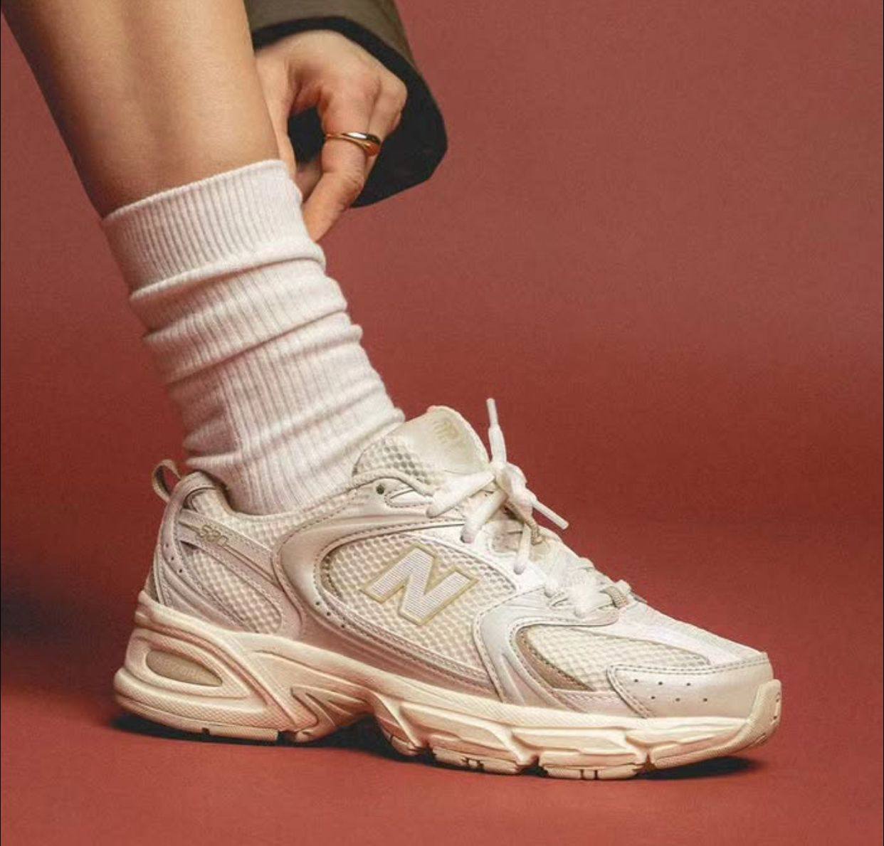 New Balance 530 Big Kid 'Beige Angora'
36-45 AVAILABLE🤩 
160 dhs🪙🌨️

Zain242
♥️♥️♥️