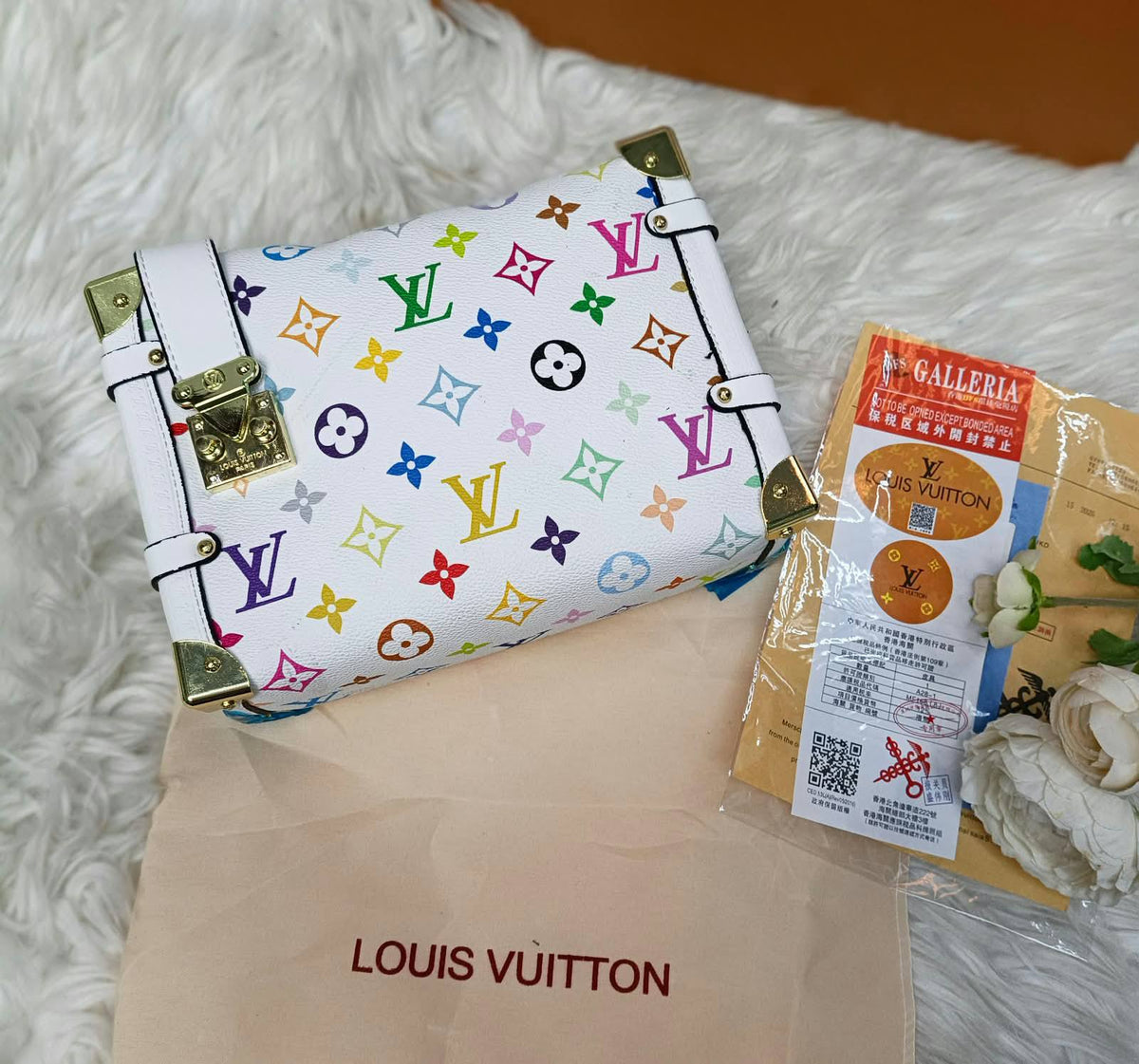 AVAILABLE 

LV 
WITH BOX 🎁 
125 dhs🇦🇪🇦🇪

Zain169
♥️♥️♥️