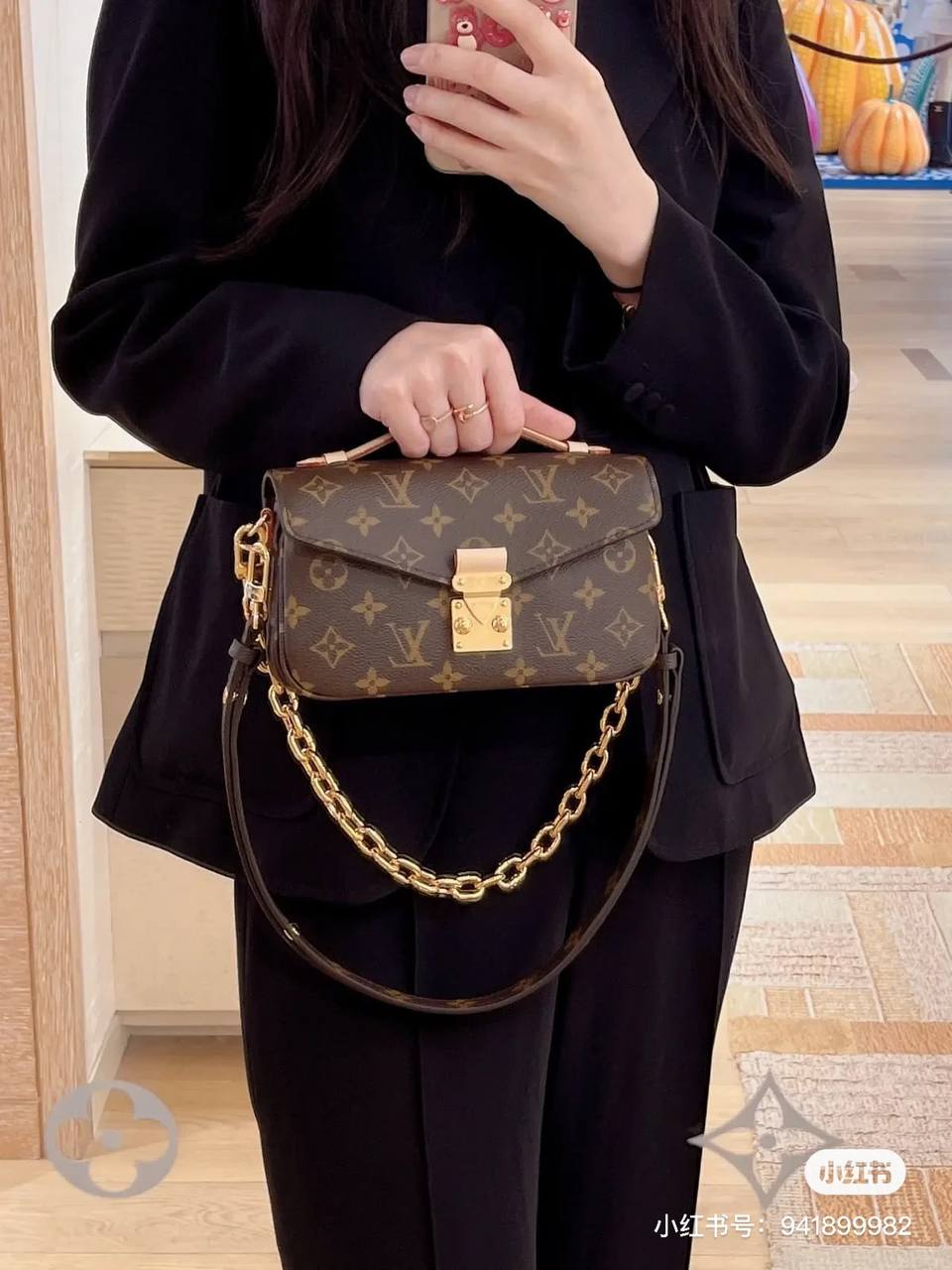 LV - Chanel - 
New Came❤️❤️
Master 🌺🌺
For Price 👇 WhatsApp✅
0568585901 
0507557372
0552275751 Owner Zain 👌

Zain228
♥️♥️♥️