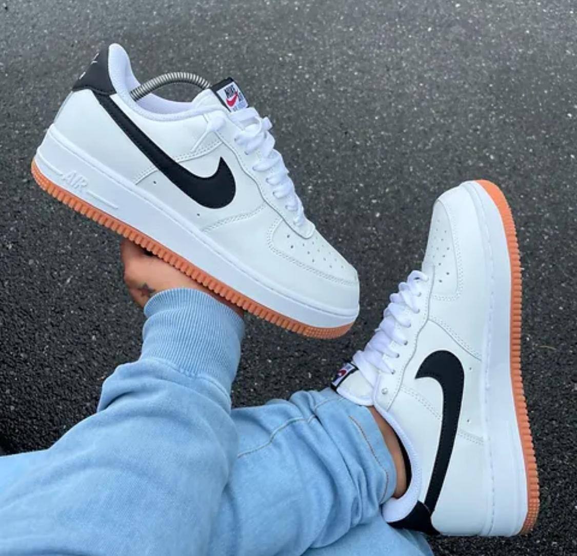 Nike
Size 40-45⚡️
120 dhs❣️

Zain183
♥️♥️♥️