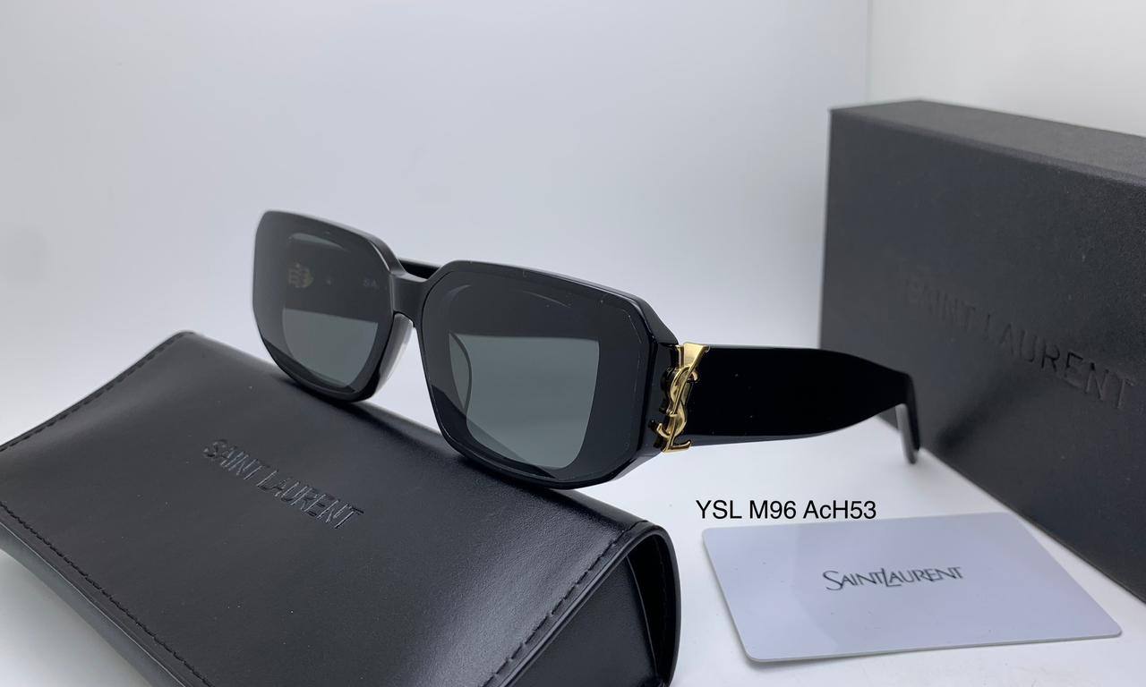 Master quality 
sunglasses 
180 dhs❣️

Zain126
♥️♥️♥️
