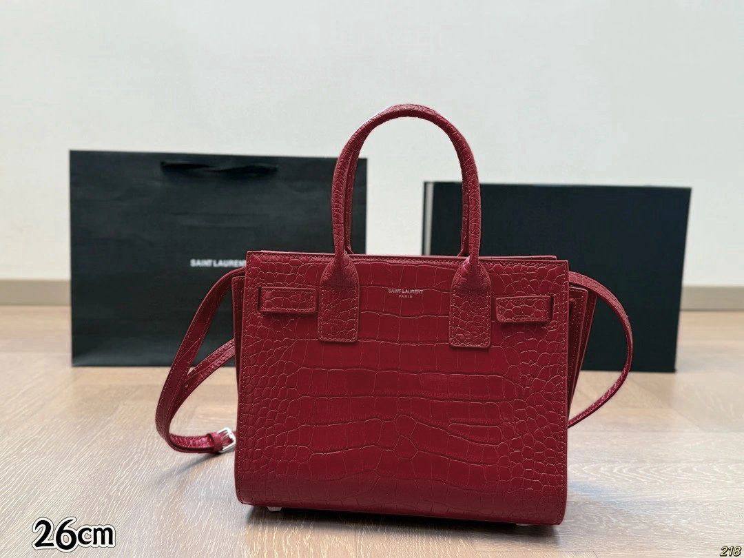 YSL
110 dhs✅ 

Zain46
♥️♥️♥️