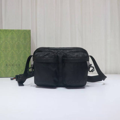 Gucci
Master
260 dhs✅
#25cm🥰🥰

Zain228
♥️♥️♥️