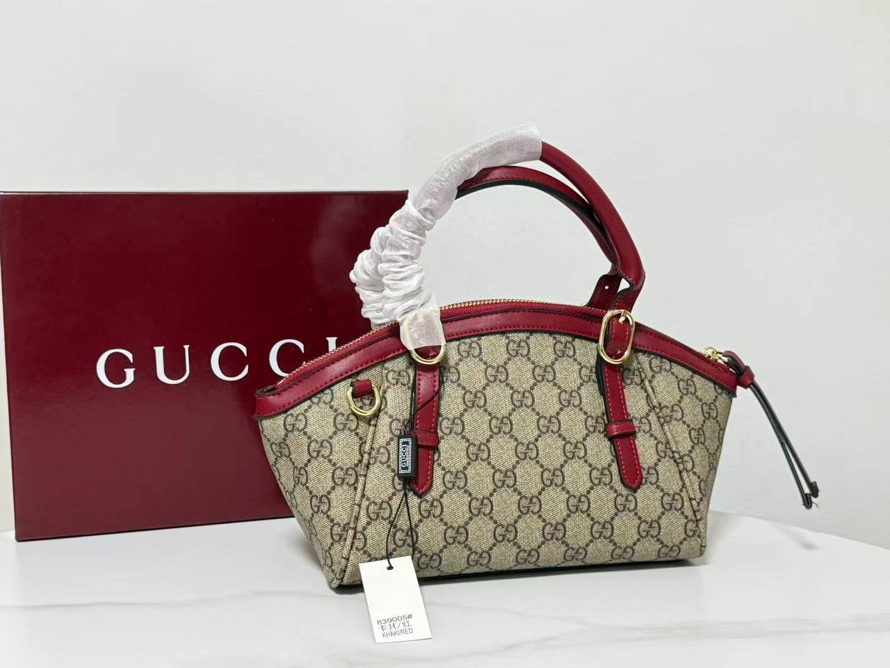 New Came Gucci Bags

120 dhs🪙🌺 size36×12×34
110 dhs🪙🌺 size 23×13×18 
with box
🎁🎁🎁

105 dhs🪙🌺 size20×13×13 
with box
🎁🎁🎁

Zain07
♥️♥️♥️
