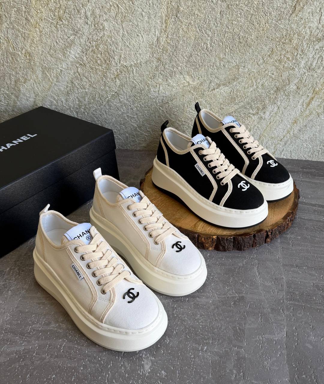 CHANEL 💫😍
SuperMaster Quality 💯
450 dhs✅
Size: 36-41 💥

Zain171
♥️♥️♥️