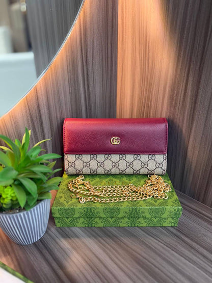 DIOR 
High Quality
NEW CAME  

WITH BOX  
🎁🎁🎁

180 dhs🪙

Zain39
♥️♥️♥️