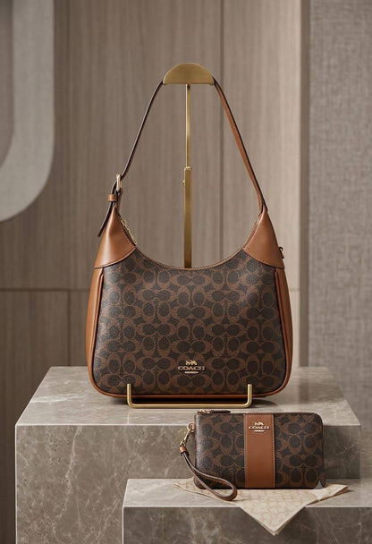 COACH TOTE BAG 🆕
GOOD QUALITY 💫
110 dhs💓
WITH BOX 📦

Zain28
♥️♥️♥️