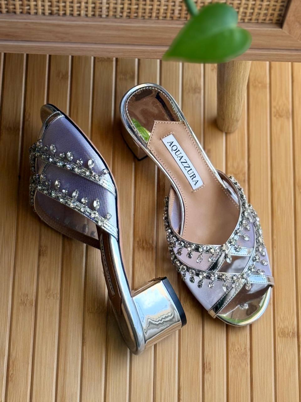 Aquazzura
Vip quality 
Size:36 to 41
450 dhs🇦🇪🇦🇪

Zain303
♥️♥️♥️