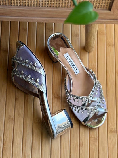 Aquazzura
Vip quality 
Size:36 to 41
450 dhs🇦🇪🇦🇪

Zain303
♥️♥️♥️