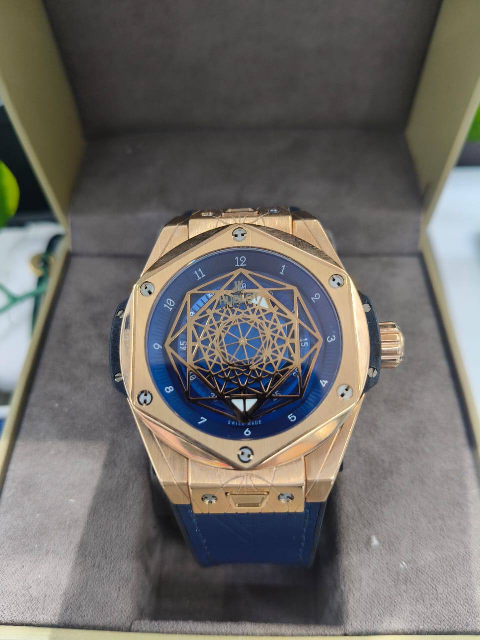 Super Master Xxx
Hublot master 
900 dhs✅,🥰👍

Zain25
♥️♥️♥️