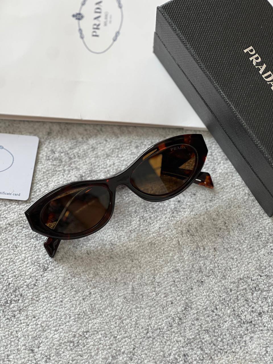Prada

For Price 👇 WhatsApp✅
0568585901 
0507557372
0552275751 Owner Zain 👌

Zain282
♥️♥️♥️