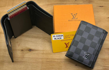 Wallets
60 dhs🇦🇪🇦🇪

Zain182
♥️♥️♥️