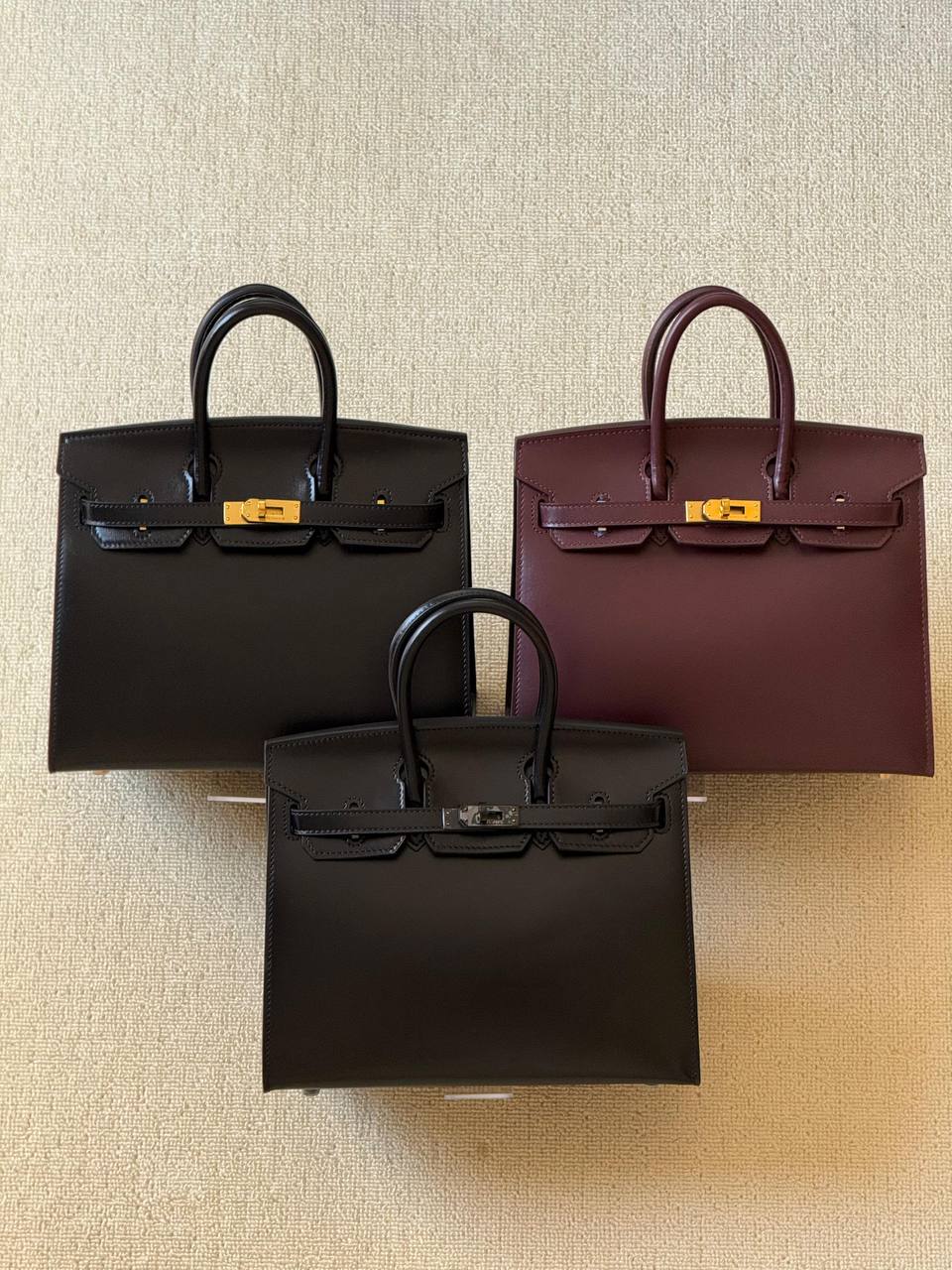 Hermes 
 birkin box 25cm💥Master quality ✅with box📦
480 dhs✅

Zain52
♥️♥️♥️