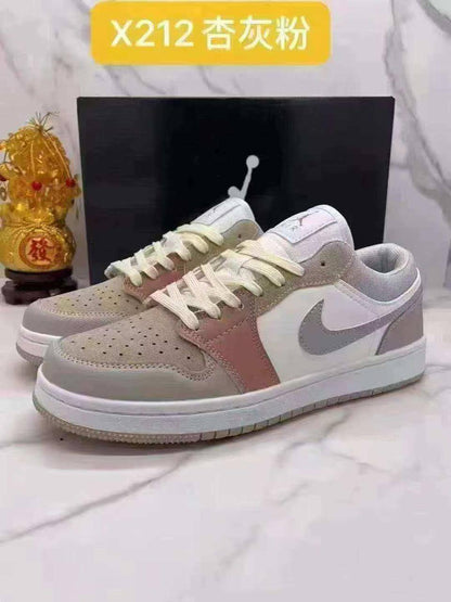 Nike
Size 36-44
80 dhs🪙💕

Zain17
♥️♥️♥️