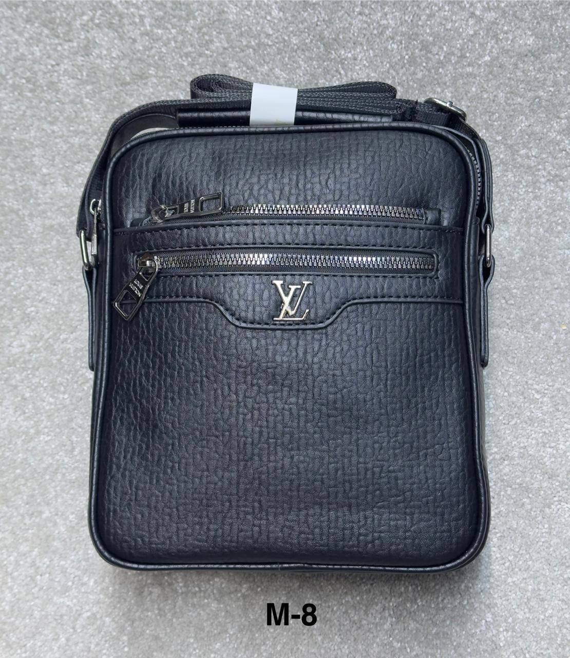 Bags
80 dhs✅

Zain182
♥️♥️♥️