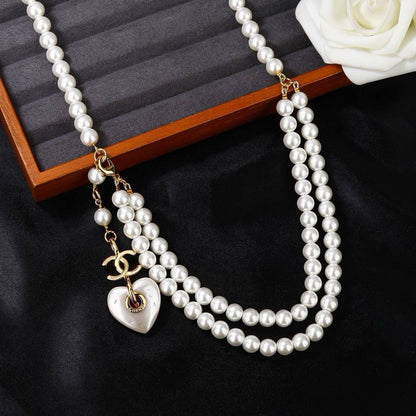 *CHANEL❤️‍🔥*
Necklace🦋
Master quality 💯
With normal boxes 🗃️ 
140 dhs🇦🇪🇦🇪

With master box 📦 
170 dhs🇦🇪🇦🇪

Zain216
♥️♥️♥️