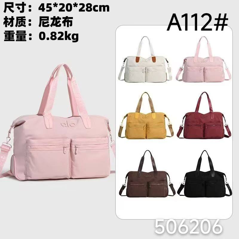 Alo
85 dhs✅
size 45×20×28cm

Zain42
♥️♥️♥️
