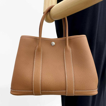 HERMES
SUPER MASTER QUALITY 
SIZE:30 cm
For Price 👇 WhatsApp✅
0568585901 
0507557372
0552275751 Owner Zain 👌

Zain307
♥️♥️♥️