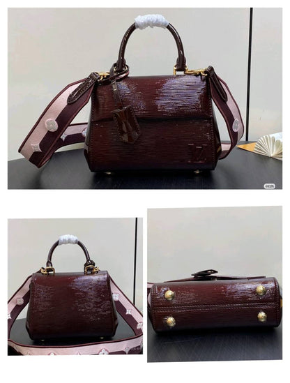 LV
Master
950 dhs✅
Super Master Quality
👌

Zain10
♥️♥️♥️