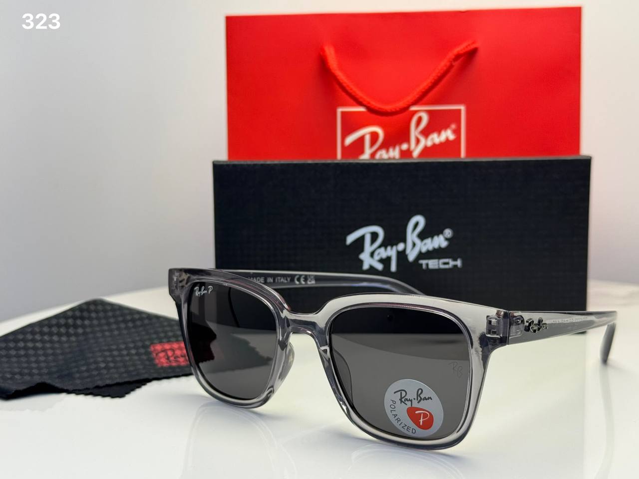 Ray Ban
55 dhs🇦🇪🇦🇪

Zain182
♥️♥️♥️