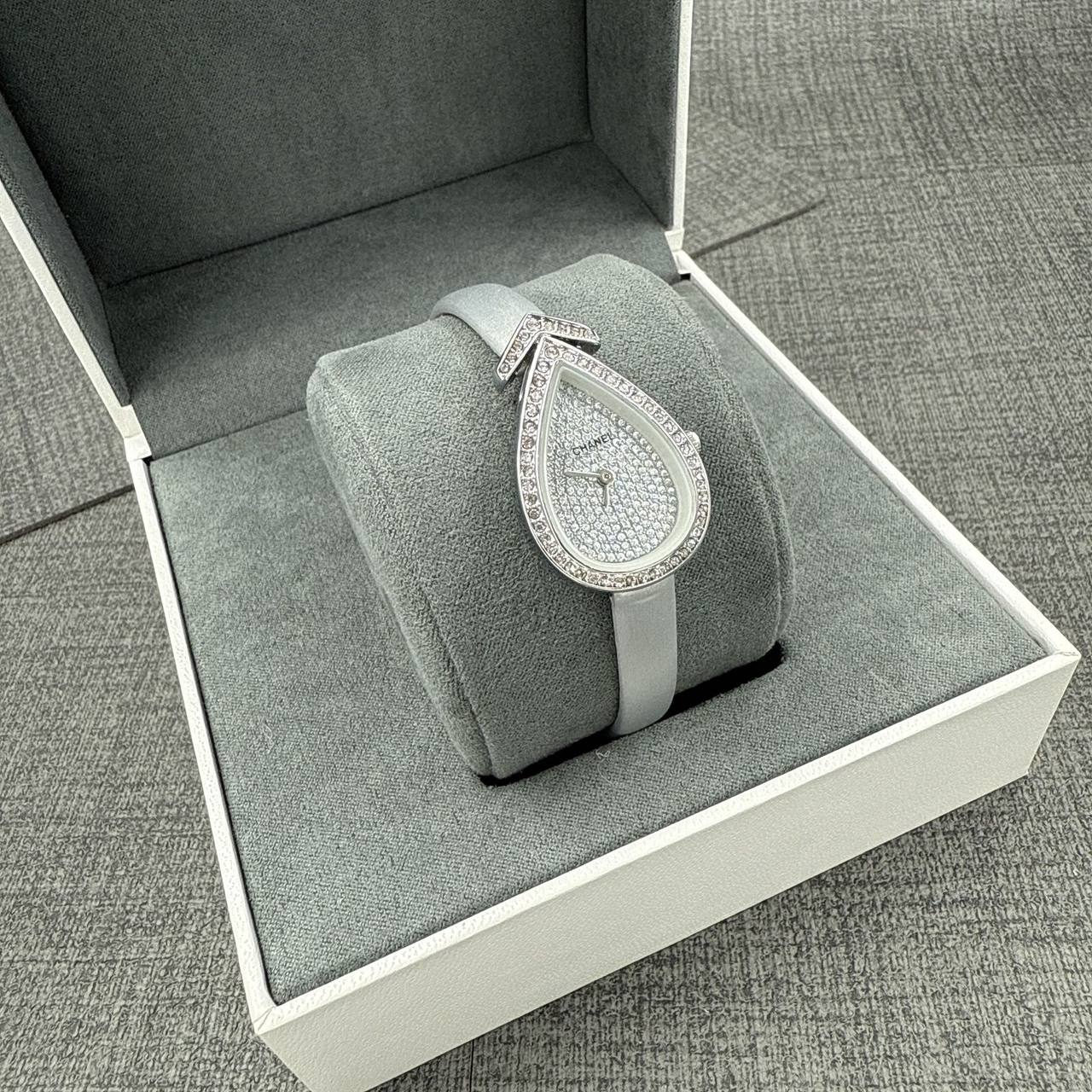 Chanel
55 dhs✅

Zain45
♥️♥️♥️