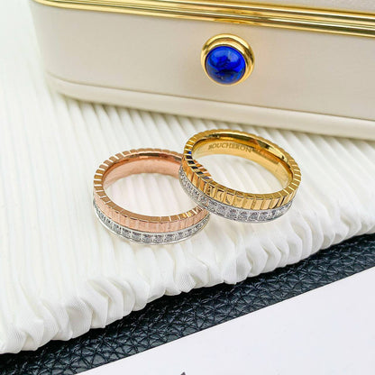 BOUCHERON 😍
Ring 💍 available size👇
6,7,8,9
Master quality 💯
With normal boxes 📦 
55 dhs🇦🇪🇦🇪

With master box 🗃️ 
140 dhs🇦🇪🇦🇪

Zain216
♥️♥️♥️