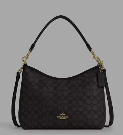 Coach
30cm

with box
🎁🎁🎁

110 dhs✅

Zain118
♥️♥️♥️