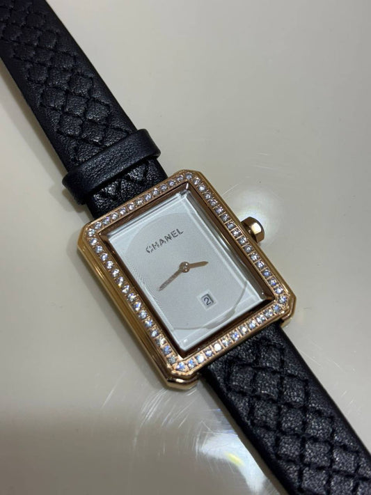 Chanel
Master
250 dhs✅

Zain264
♥️♥️♥️