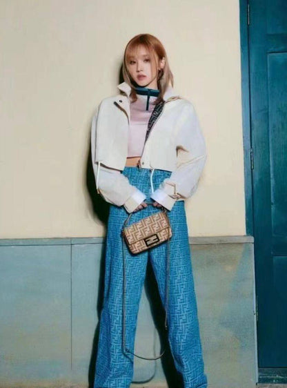 FENDI

 NEW CAME 

HIGH QUALITY 
WITH BOX 
115 dhs🇦🇪🇦🇪

Zain295
Zain17
♥️♥️♥️