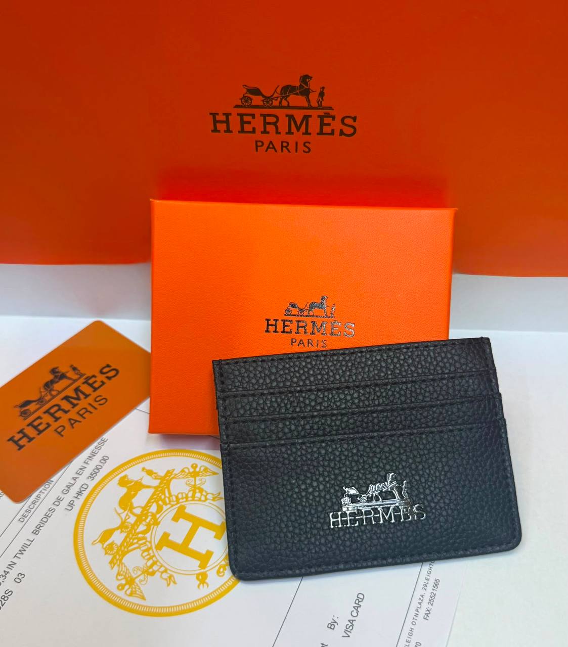 Card Holders
With box 
30 dhs💓

Zain93
♥️♥️♥️