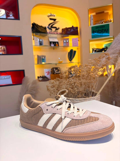 New Stock
high quality & master shoes
Have all size for ladies and mens
For Price 👇 WhatsApp✅
0568585901 
0507557372
0552275751 Owner Zain 👌

Zain242
♥️♥️♥️