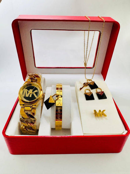 Ladies watch set 

with box 
🎁🎁🎁

90 dhs❣️

Zain08
♥️♥️♥️