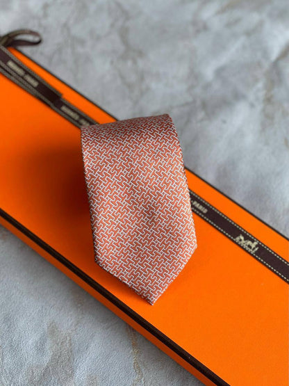 *Tie*
*Master quality*
180 dhs🪙💕

Zain179
♥️♥️♥️