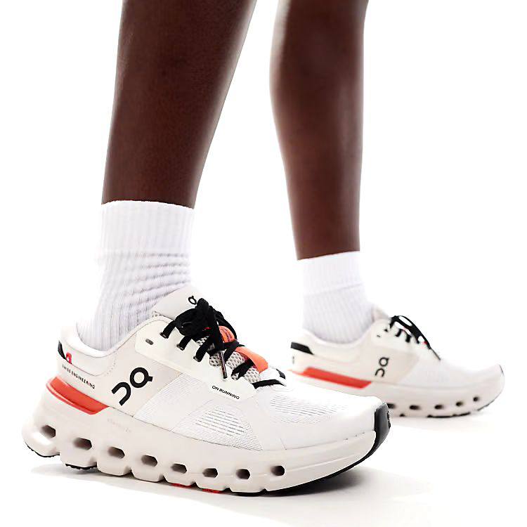 On Cloudrunner 2 ‘White | Sand’🧡🤍
36-45 AVAILABLE🤩
220 dhs✅

Zain242
♥️♥️♥️