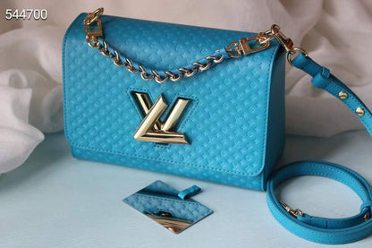 LV 
Master
350 dhs🌺

Zain10
