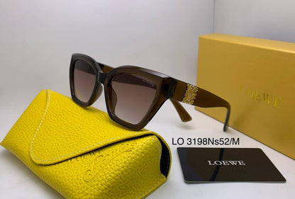 Loewe
70 dhs💓

Zain126
♥️♥️♥️